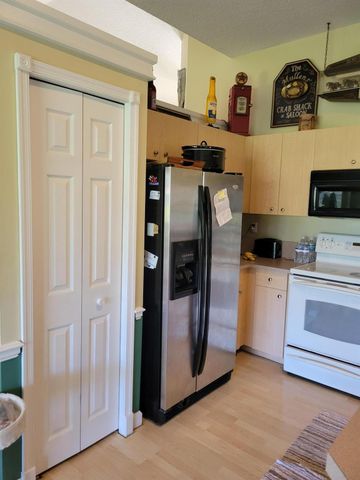 2570 SE West Blackwell Drive SE, Port St Lucie, FL 34952