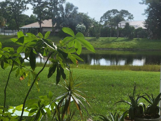 2570 SE West Blackwell Drive SE, Port St Lucie, FL 34952
