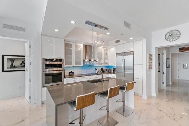 1 Water Club Way Ph 2204, North Palm Beach, FL 33408