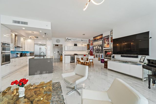 1 Water Club Way Ph 2204, North Palm Beach, FL 33408