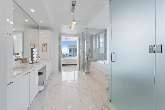 1 Water Club Way Ph 2204, North Palm Beach, FL 33408