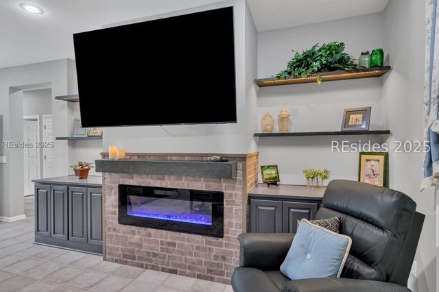 25 Hamilton Dr, Bluffton, SC 29909