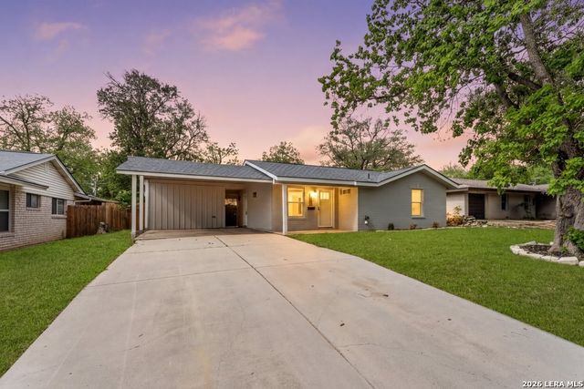 307 Dawnridge Dr, San Antonio, TX 78213