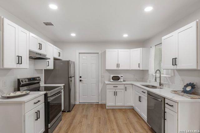 307 Dawnridge Dr, San Antonio, TX 78213