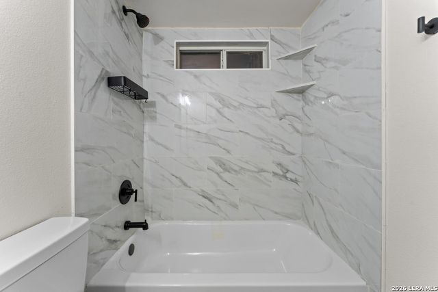 307 Dawnridge Dr, San Antonio, TX 78213