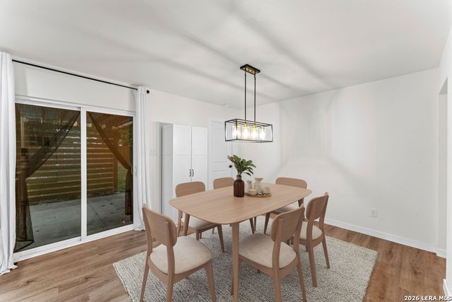 307 Dawnridge Dr, San Antonio, TX 78213