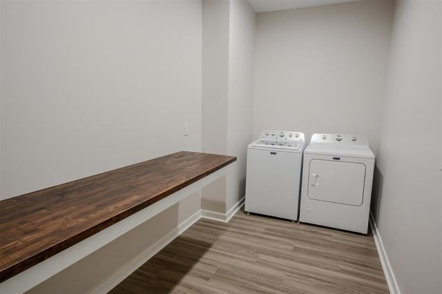 8828 S Division Avenue, Byron Center, MI 49315