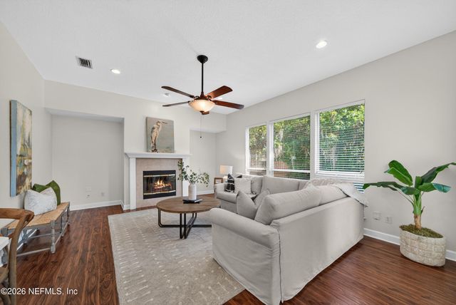 1819 SENTRY OAK Court, Fleming Island, FL 32003