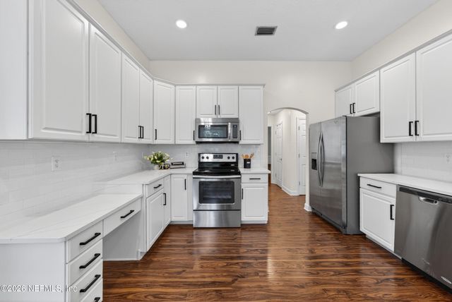 1819 SENTRY OAK Court, Fleming Island, FL 32003