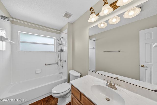 1819 SENTRY OAK Court, Fleming Island, FL 32003