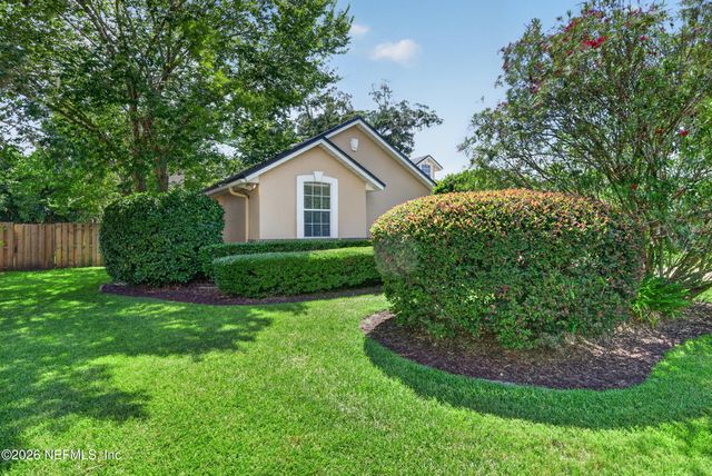 1819 SENTRY OAK Court, Fleming Island, FL 32003