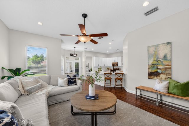 1819 SENTRY OAK Court, Fleming Island, FL 32003