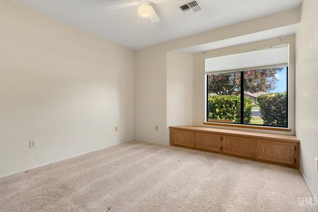 13801 Taradale Court, Bakersfield, CA 93314