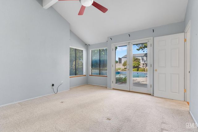 13801 Taradale Court, Bakersfield, CA 93314