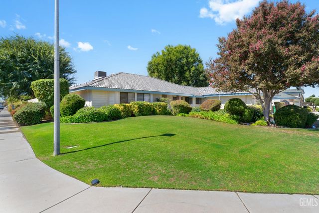 13801 Taradale Court, Bakersfield, CA 93314