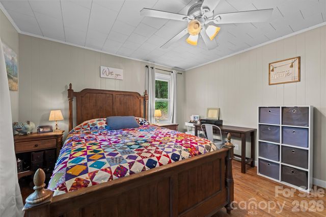11 Old Mill Road, Mars Hill, NC 28754