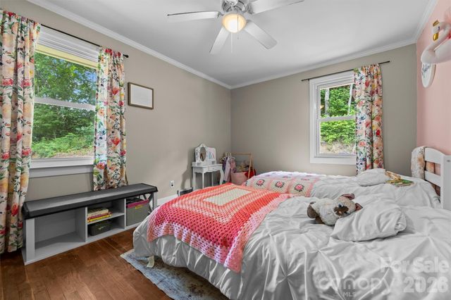 11 Old Mill Road, Mars Hill, NC 28754