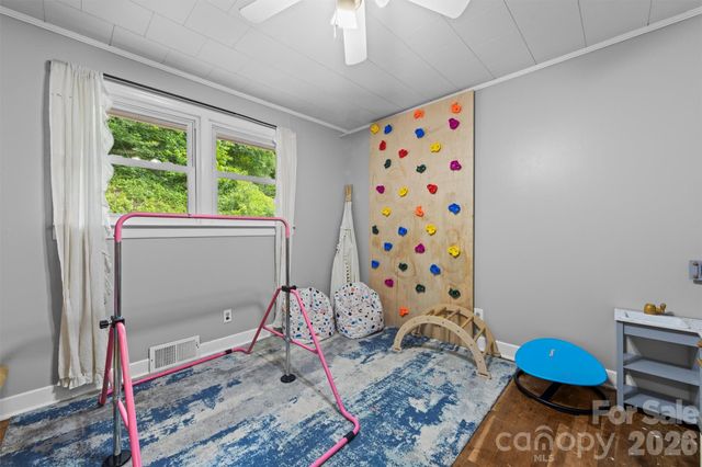 11 Old Mill Road, Mars Hill, NC 28754