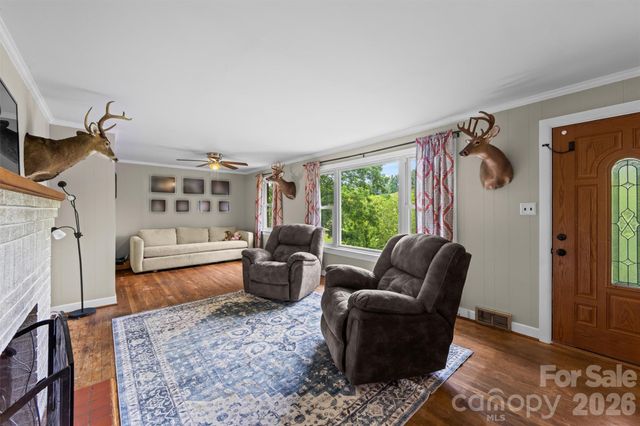 11 Old Mill Road, Mars Hill, NC 28754