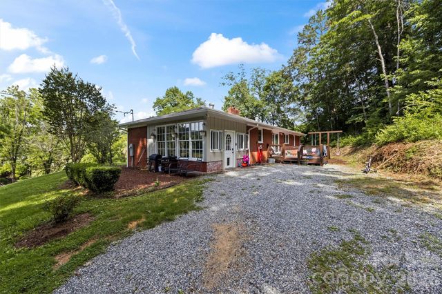 11 Old Mill Road, Mars Hill, NC 28754