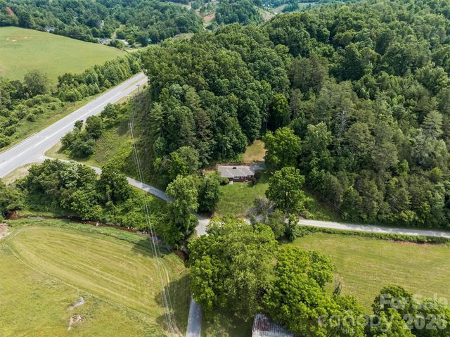 11 Old Mill Road, Mars Hill, NC 28754