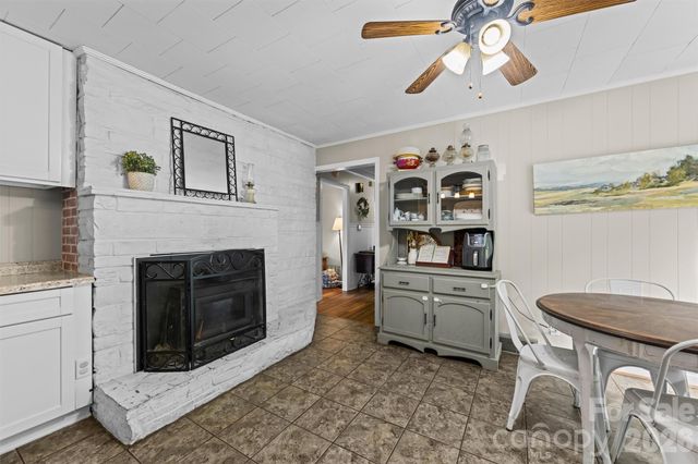 11 Old Mill Road, Mars Hill, NC 28754