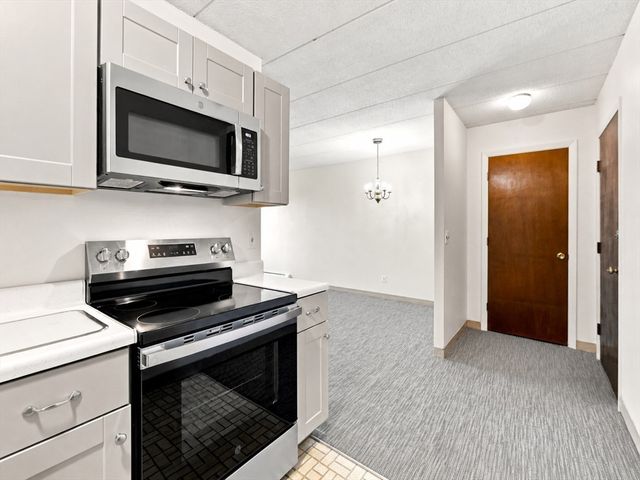 50 Water St 47, Medford, MA 02155