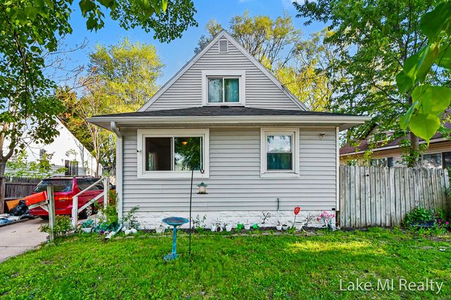 27 Exchange Street Se, City Of Wyoming, MI 49548
