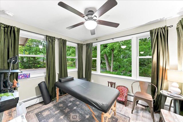 3671 SAINT PETERS RD, Elverson, PA 19520