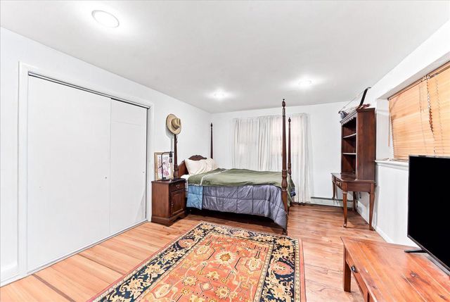 3671 SAINT PETERS RD, Elverson, PA 19520