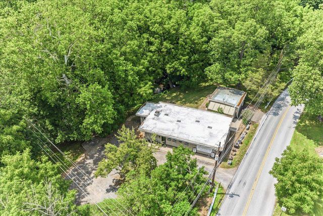 3671 SAINT PETERS RD, Elverson, PA 19520