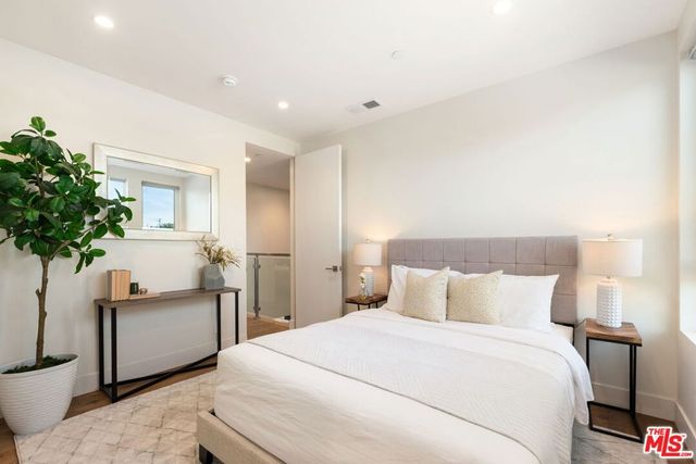 4354 Keystone Avenue, Culver City, CA 90232