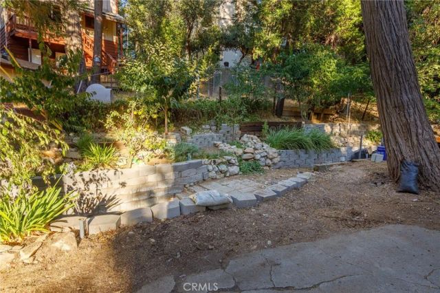 23969 Wildwood Lane, Crestline, CA 92325