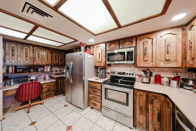 1322 W ASTER Drive, Phoenix, AZ 85029