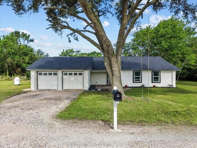 211 Avenue I, Alvin, TX 77511