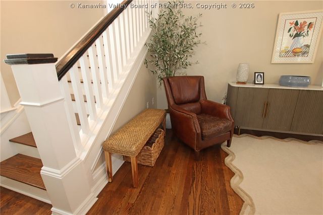 617 Fort Hill Drive, Charleston, WV 25314