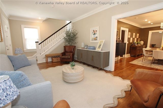617 Fort Hill Drive, Charleston, WV 25314