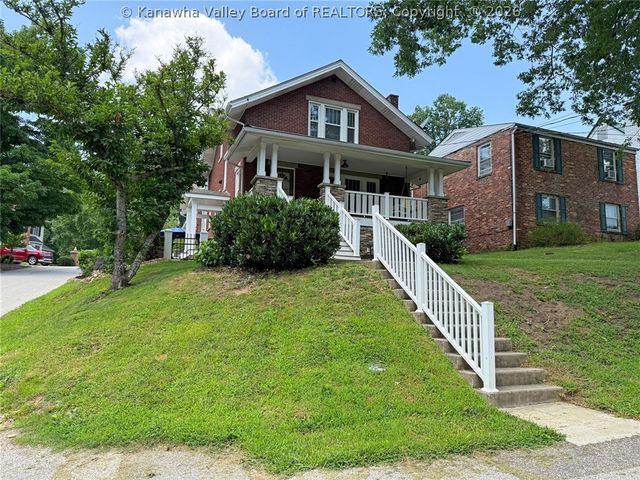 617 Fort Hill Drive, Charleston, WV 25314