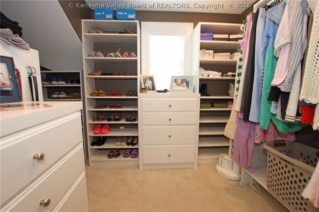 617 Fort Hill Drive, Charleston, WV 25314