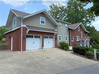 617 Fort Hill Drive, Charleston, WV 25314