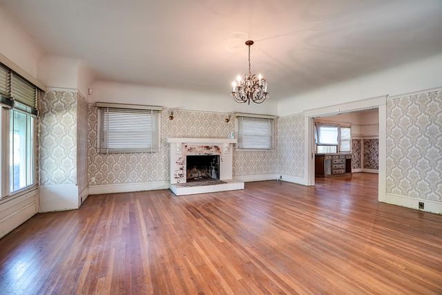 928 N Stockton St, Stockton, CA 95203