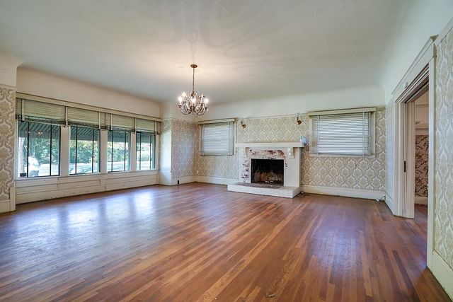 928 N Stockton St, Stockton, CA 95203