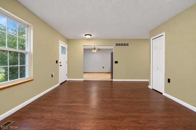 1580 Hazel Avenue, Madison, OH 44057