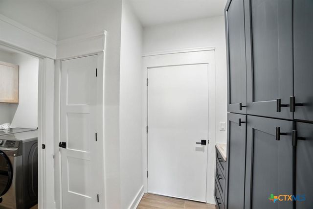 280 Bali Hai Lane, Bastrop, TX 78602