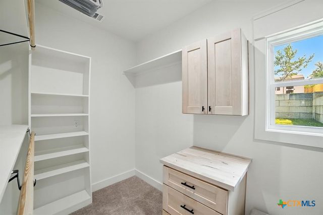 280 Bali Hai Lane, Bastrop, TX 78602