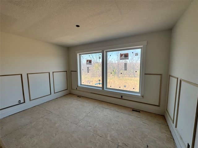 3805 Woodland Court, Waukee, IA 50263
