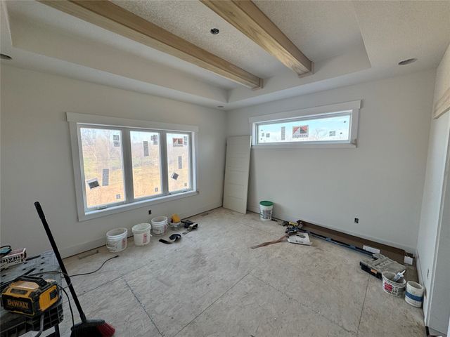 3805 Woodland Court, Waukee, IA 50263