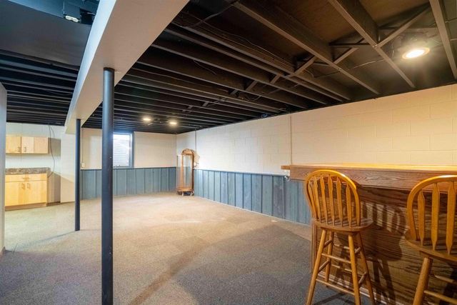 825 Belle Street, Waterloo, IA 50702