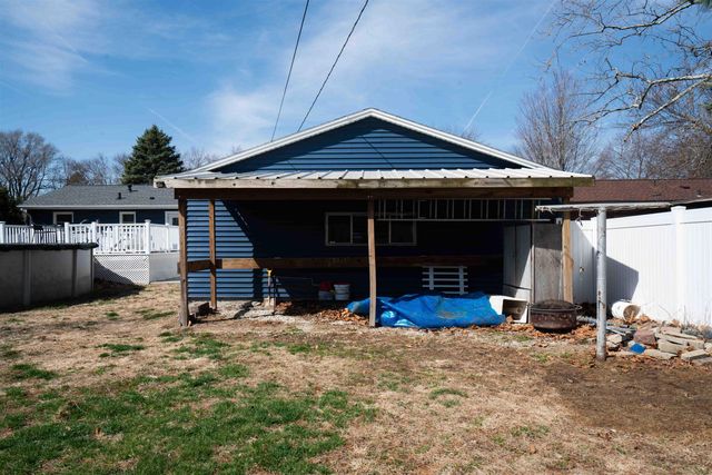 825 Belle Street, Waterloo, IA 50702