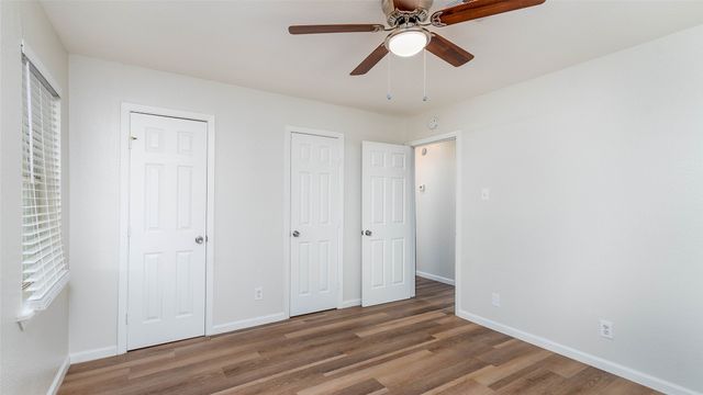 837 Yale Avenue, Lewisville, TX 75057